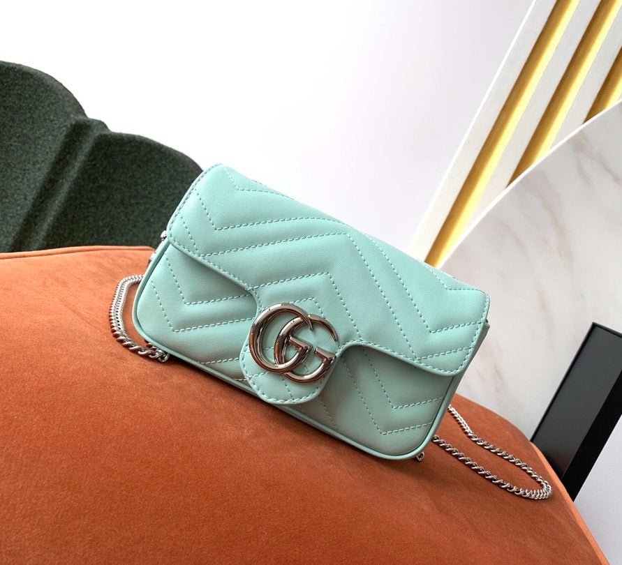 The G Matelasse Shoulder Clutch